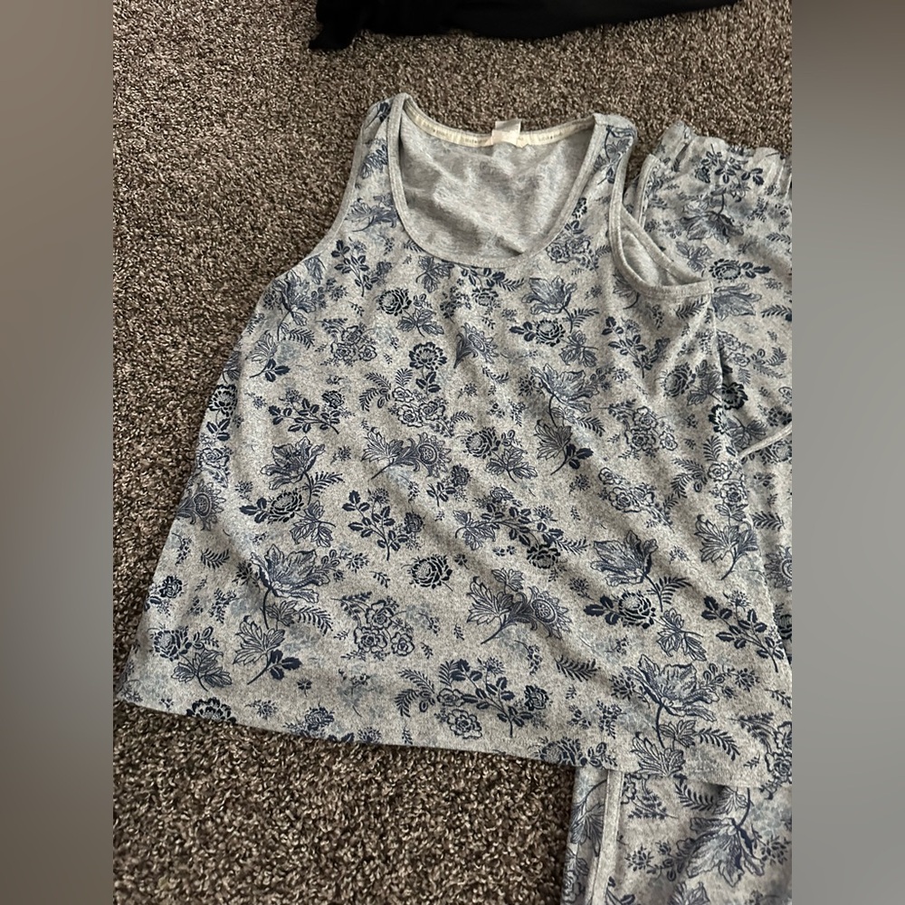 PJ - Picture 2 of 4